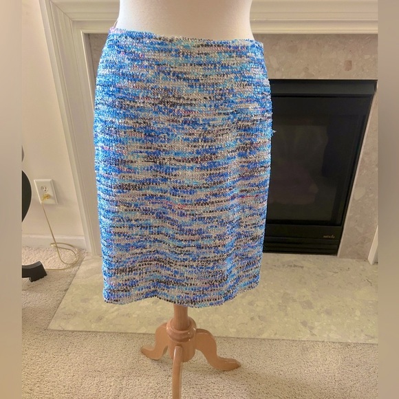 J. McLaughlin Blue and White Tweed Pencil Skirt - Picture 1 of 8